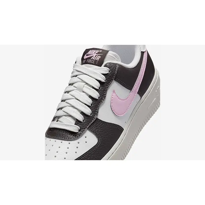 Nike Air Force 1 Pink Foam Ash IB7696-100 swoosh