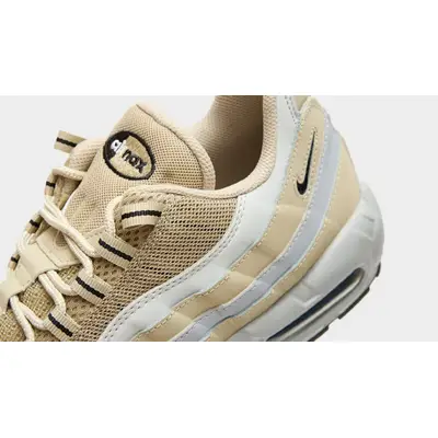 Nike Air Max 95 Desert Khaki Photon Dust Closeup