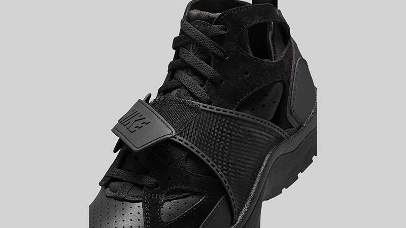 Nike Air Trainer Huarache Black IB0497-002 tongue