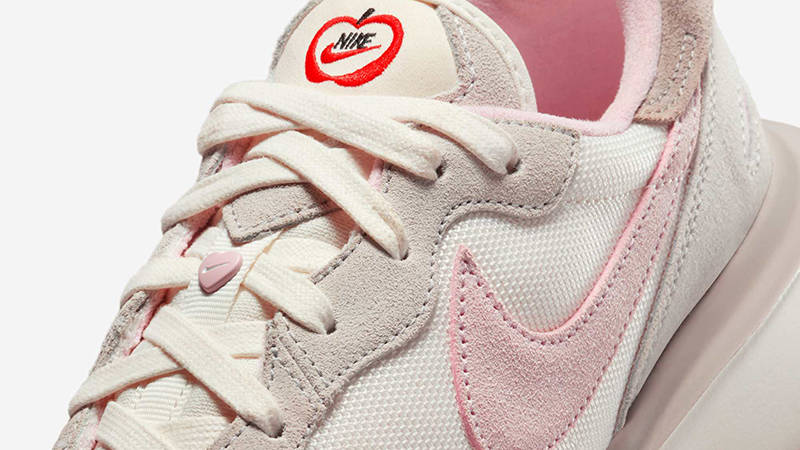 送料込み！追跡あり Nike Phoenix WaffleValentine's Day Nike Phoenix Waffle Valentine's Day (Women's) - HV5993-161 - US