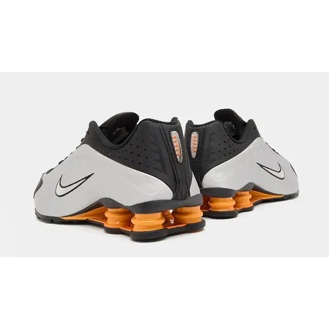 Nike Shox R4 Bright Mandarin HQ1988-003 back