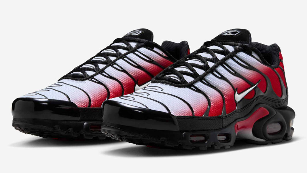 Nike TN Air Max Plus Black Fiery Red Front