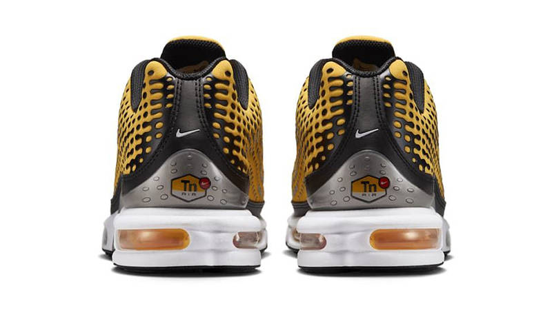 jordan 7 varsity maize