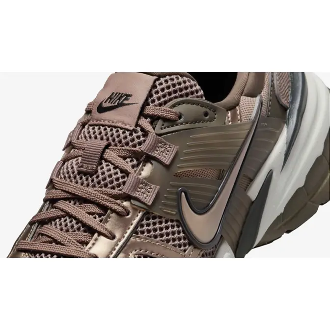 Nike V2K Run Mink Brown Ironstone FD0736-202 Detail