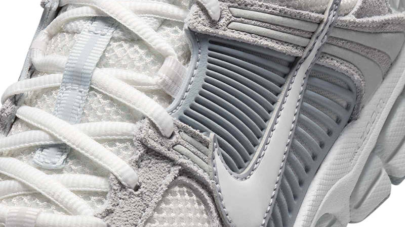 Nike Zoom Vomero 5 Pure Platinum Wolf Grey HQ0458-001 Detail