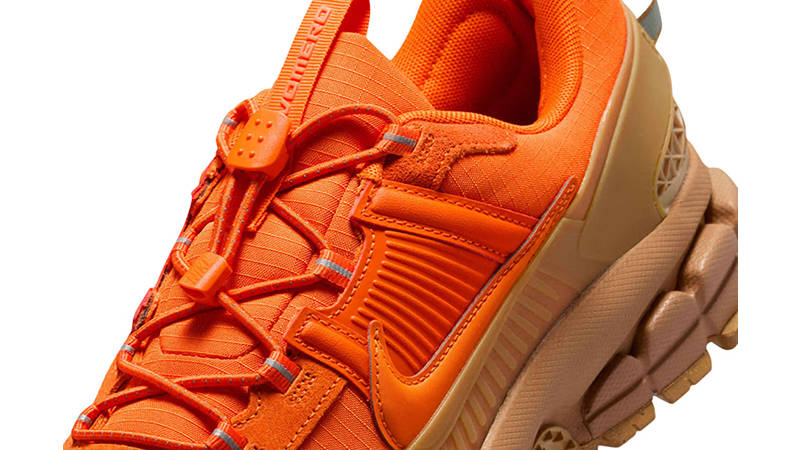 Nike Zoom Vomero 5 Roam Safety Orange FV2295-800 tongue
