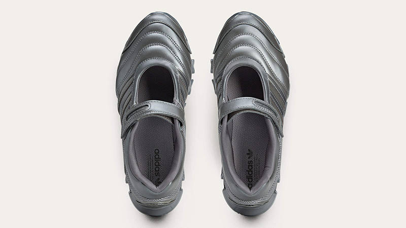 Taqwa Bint Ali x adidas Megaride Mary-Jane Iron Metallic IH8566 Top