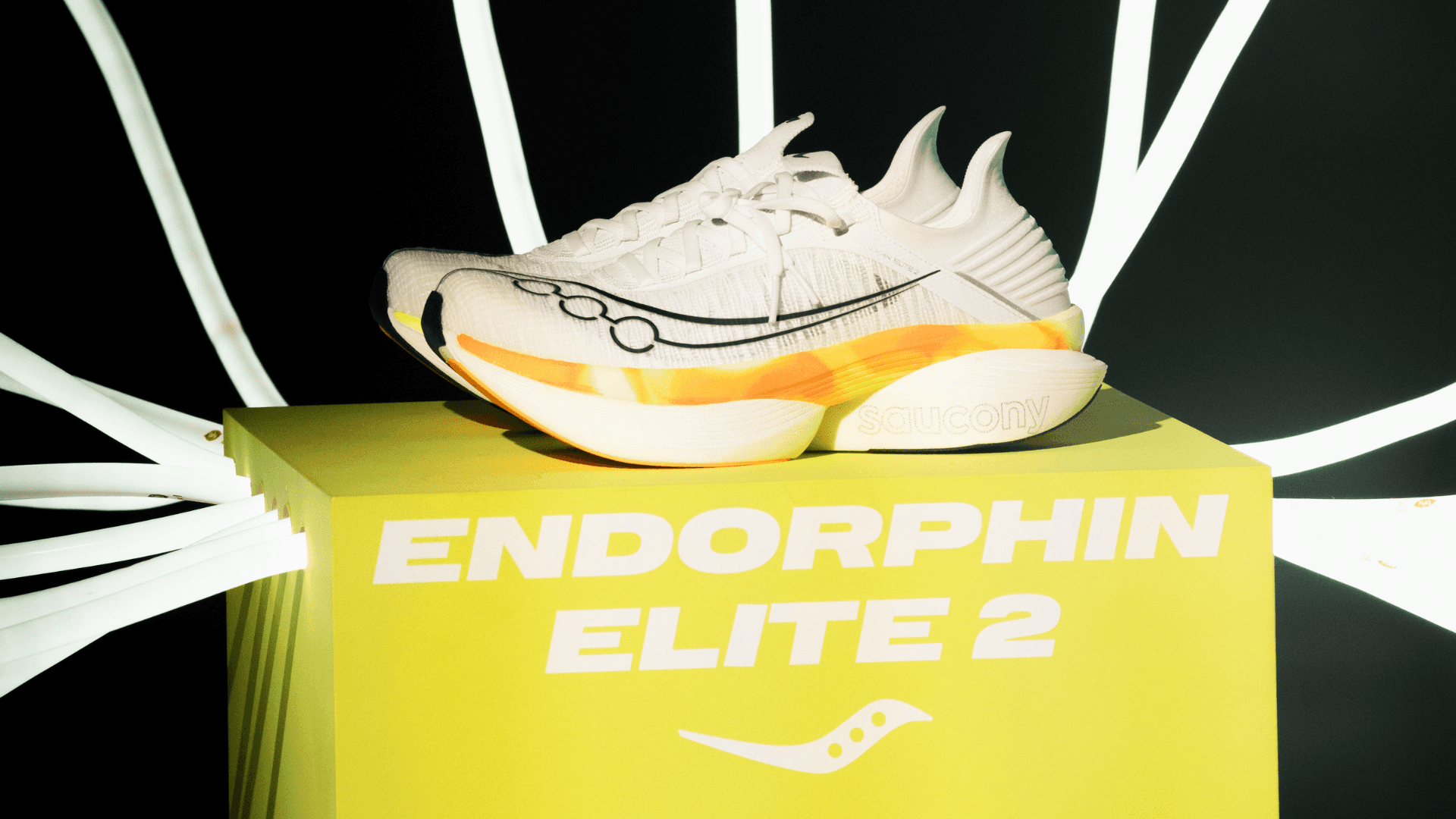 Saucony Unites Global Running Crews for an Electrifying Relay in Paris