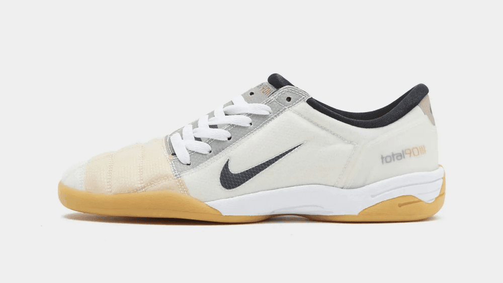 via JD Sports Nike Total 90 III SP