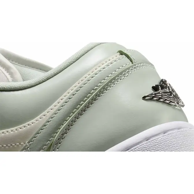 Air Jordan 1 Low Seafoam Sail Closeup