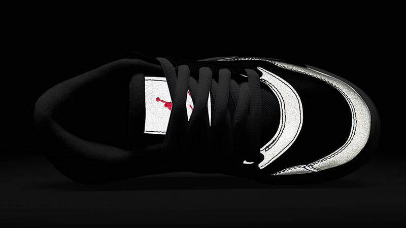 Air Jordan 4RM GS Black Wolf Grey HV5187-010 in dark