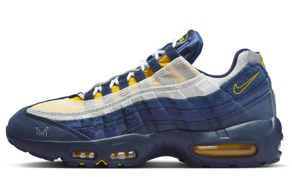 Levi's x Nike Air Max 95 Black | HM4743-001 | The Sole Supplier