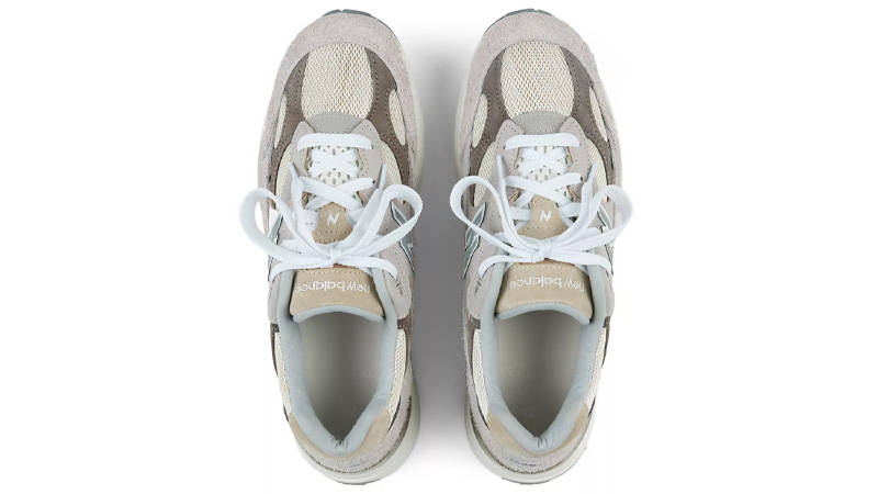 New Balance 992 Moonrock Mushroom Middle