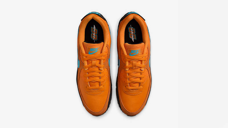 Nike Air Max 90 Mandarin middle