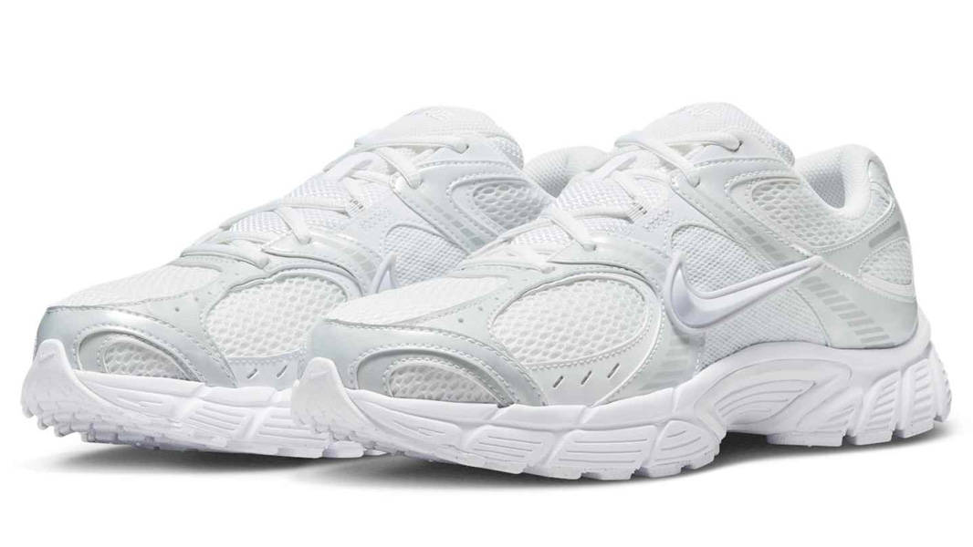 Nike V5 RNR White Black Metallic Silver Front