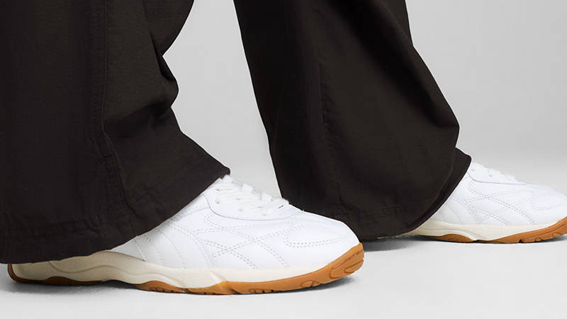 PUMA King Indoor White Ivory 401683-02 on foot side