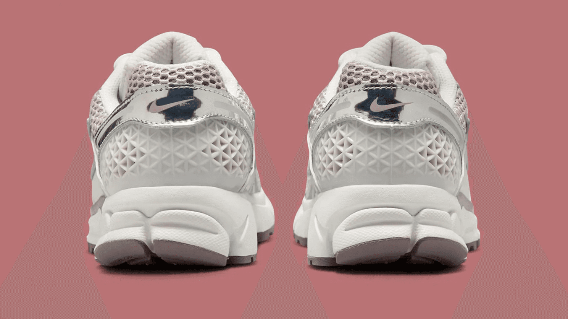 Nike’s Bringing a Platinum Violet Variant to the Zoom Vomero 5 “Chrome” Pack