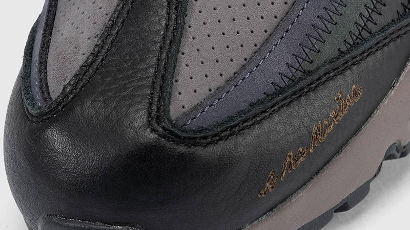 A Ma Maniere x Nike Air Max 95 Hand Wash Cold FZ8743-201 Detail