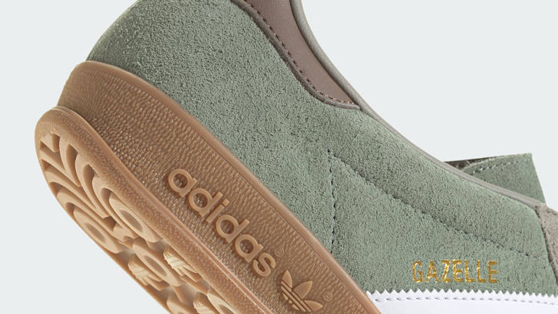 adidas Gazelle Indoor Silver Pebble Closeup