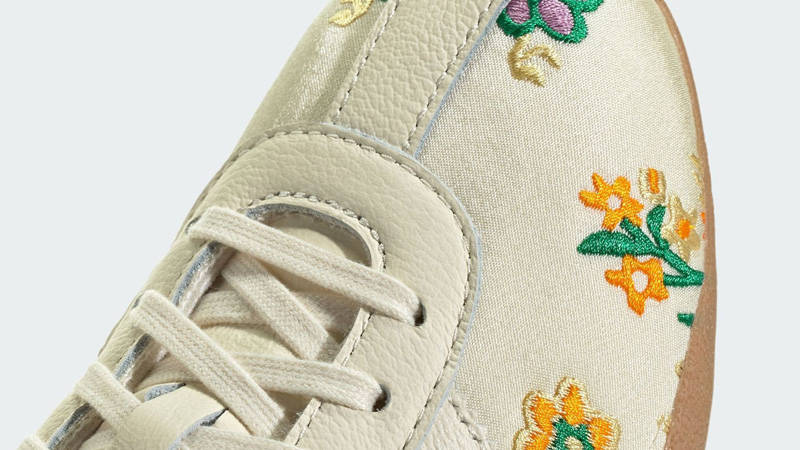 adidas Tokyo Floral Crew White JQ1687 The Sole Supplier