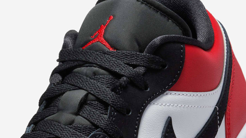 Air Jordan 1 Low Black Toe 2025 Side