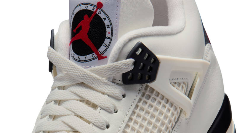 Air Jordan 4 Flight Club Detail