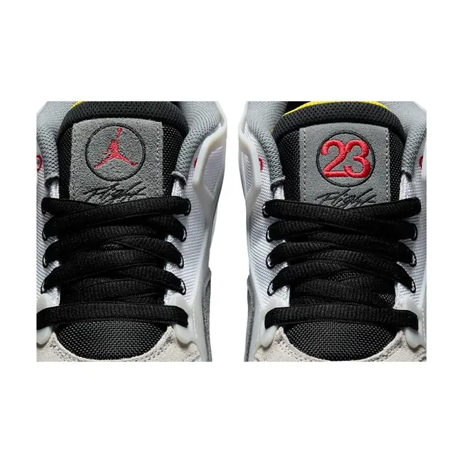 Air Jordan 4RM Motorsports IB8052-100 tongu e