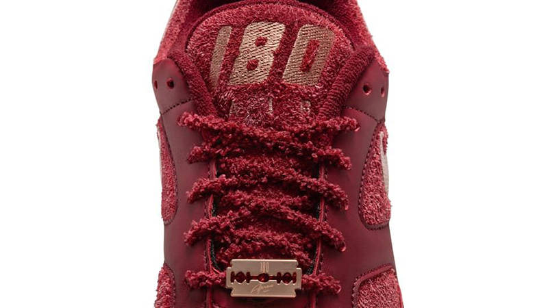Apron Records x Nike Air 180 Bloodline FZ3309-600 tongue