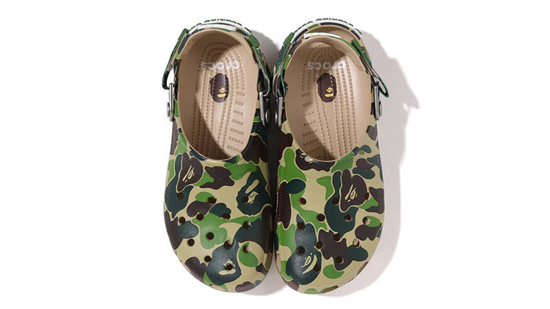 A BATHING APE®︎ × Crocs Clog \