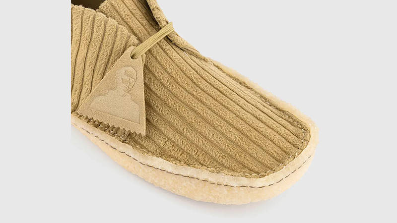 Clarks Desert Rain Maple Cord Ankle Boots toe