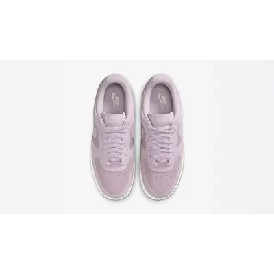 Nike Air Force 1 Low Suede Club Lilac HJ5336-500 middle