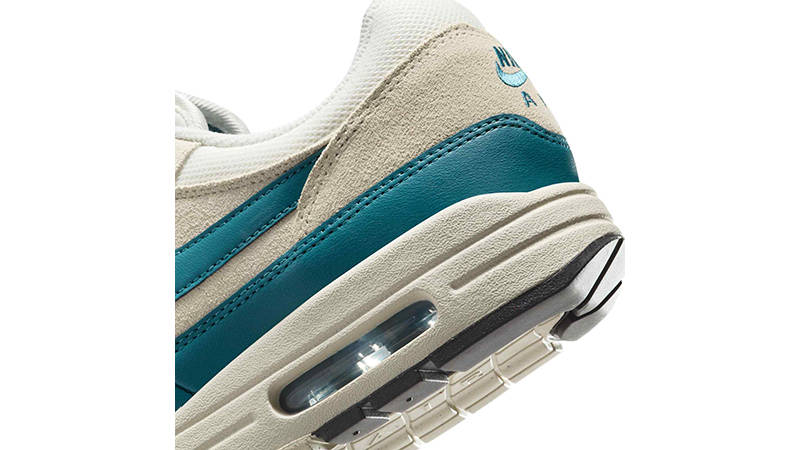 Nike Air Max 1 Essential Soft Pearl Smokey Blue heel