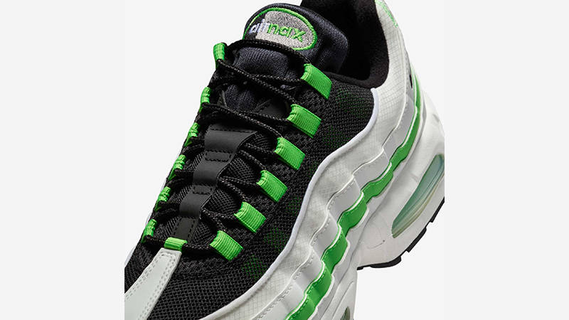 Nike Air Max 95 OG Green Gusto IB1667-100 tongue