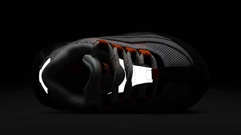 Nike Air Max 95 Recraft Toddler Bright Mandarin II5339-006 in dark