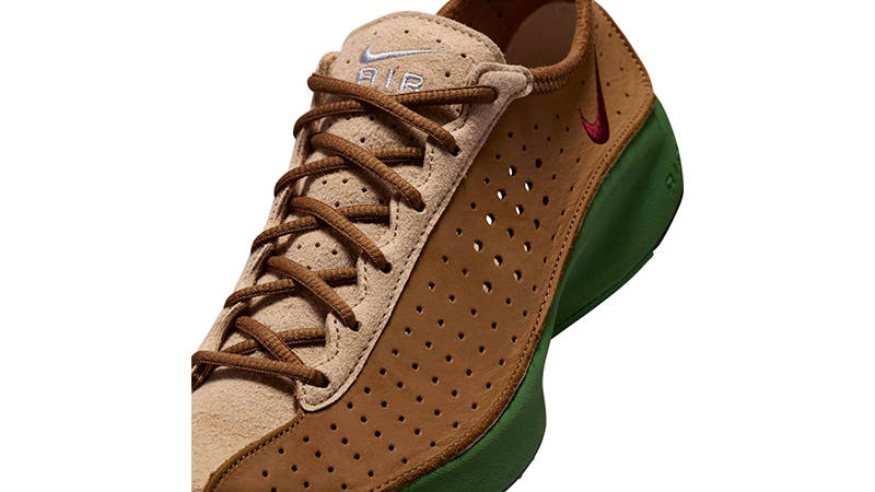 Nike Air SuperFly Ale Brown tongue