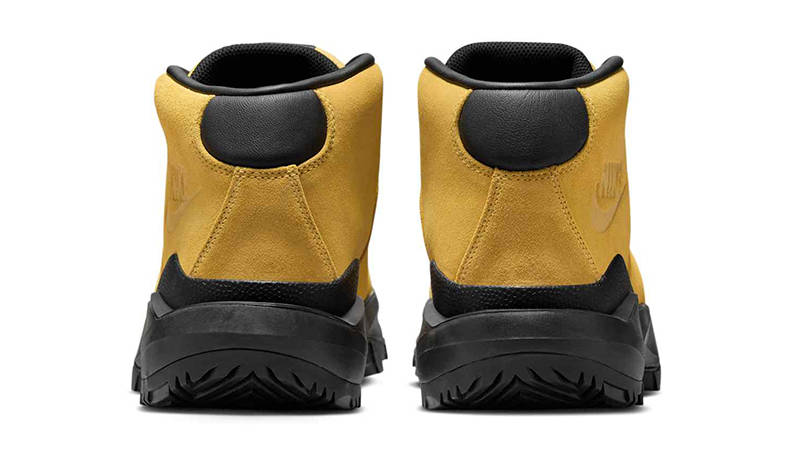 Nike Cygnal Solar Flare FV4332-700 Back