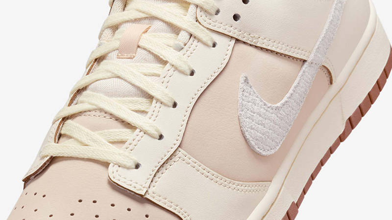 nike dunk white oatmeal