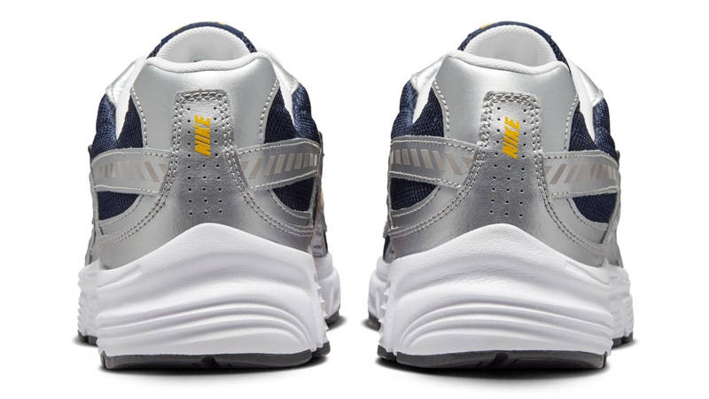 Nike Initiator Obsidian Silver Gold Back