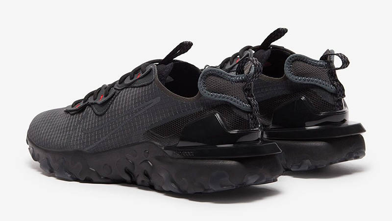 nike reacts junior black