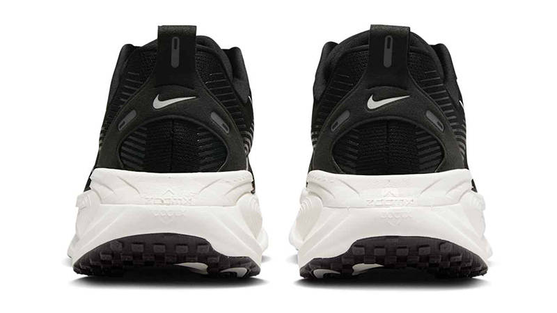 Nike Vomero 18 Black Coconut Milk HM6803-007 Back