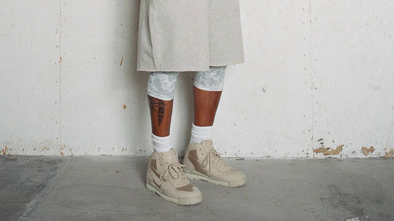 Stüssy x Nike Baltoro High Beige on foot