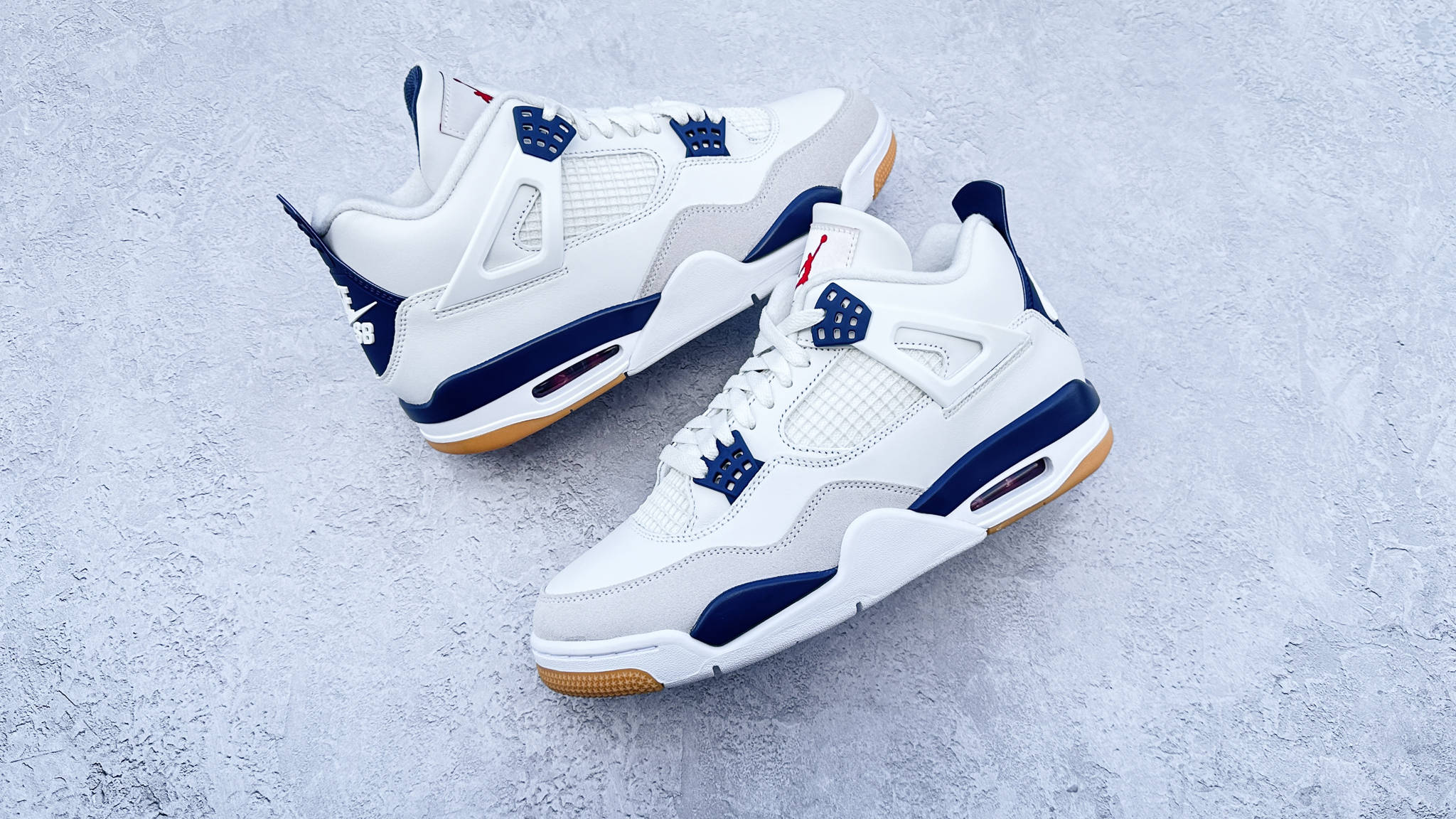 UGC 16-9 Nike SB x Air Jordan 4 Navy DR5415-100-3
