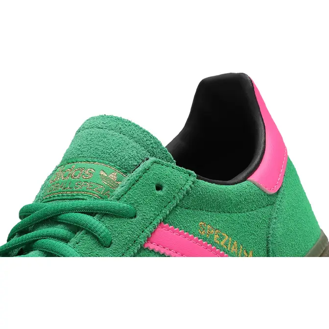 adidas Handball Spezial Guava Closeup