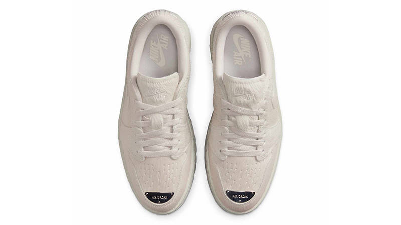 Air Jordan 1 Brooklyn Low Light Bone IB7210-001 Top