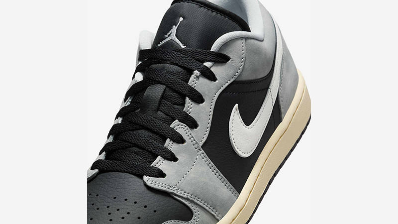 Air Jordan 1 Low Light Smoke Grey HQ2010-012 tongue