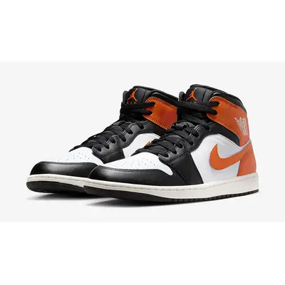 Air Jordan 1 Mid Black Toe Orange DQ8426-801 front