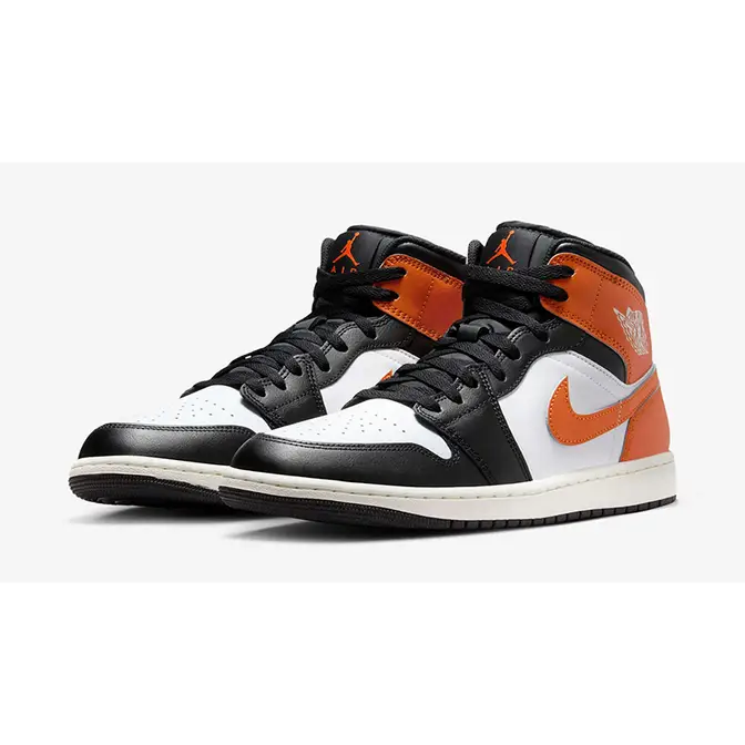 Air Jordan 1 Mid Black Toe Orange DQ8426-801 front