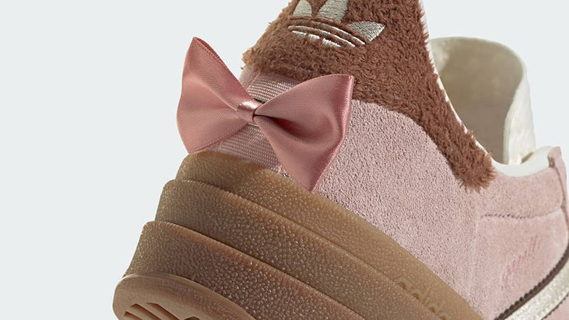 Disney’s The Aristocats x adidas Gazelle Bold Marie JR4244 Detail 2