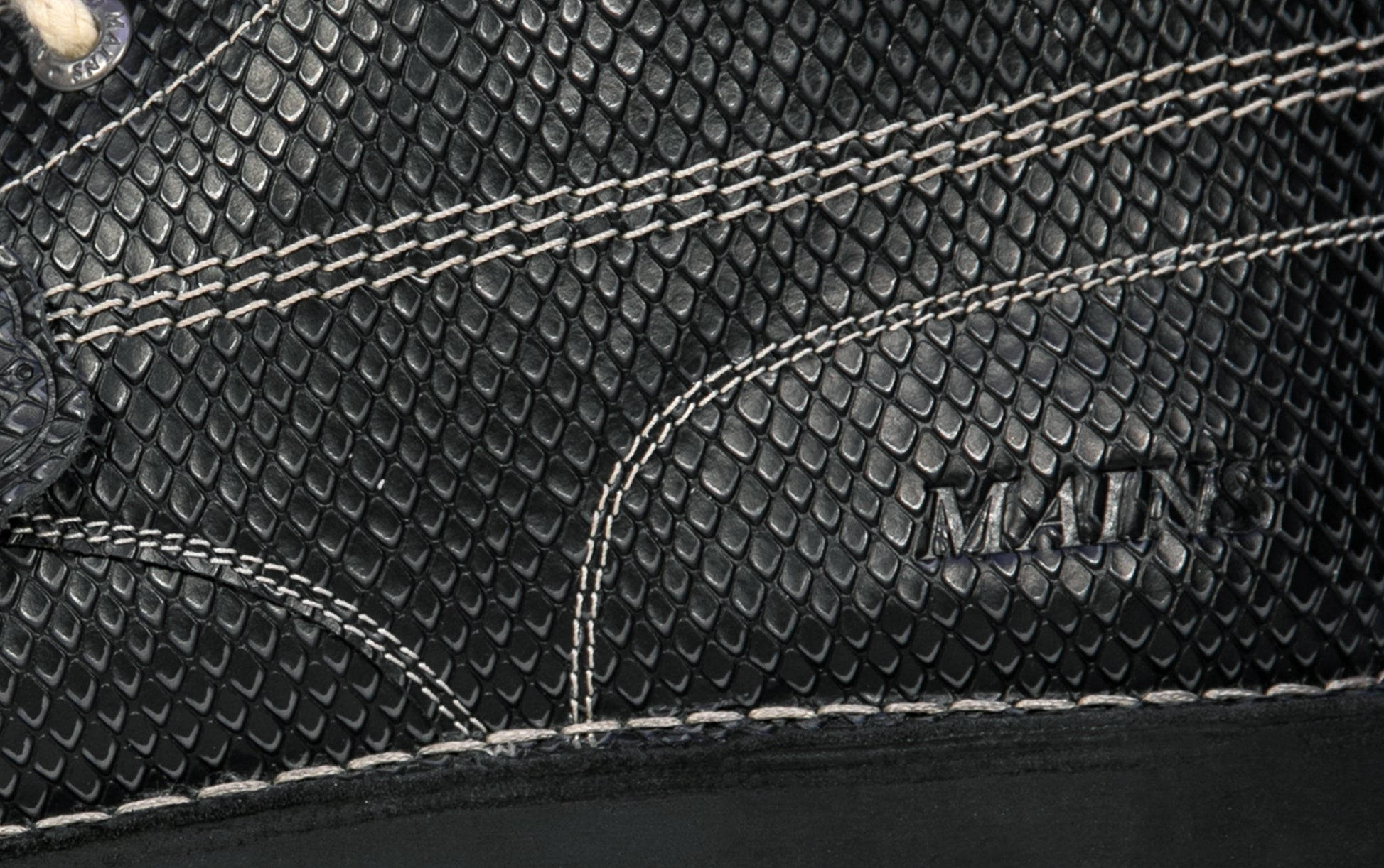 MAINS x Kickers Kick Hi Grey Snake 03