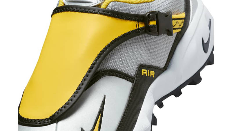Nike ACG Phassad Yellow Zest HM7133-001 tongue